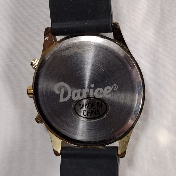 Watch - Picture 7 of 9